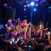 Slash solo 2014 0408_aero_press_la slash (1)